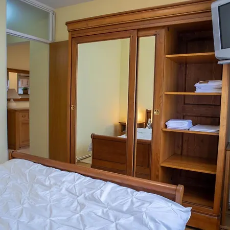 Apartment Oak - Piata Victoriei