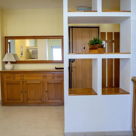 Oak - Piata Victoriei *